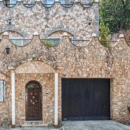 2 Bedroom Beautiful In * Vidreres